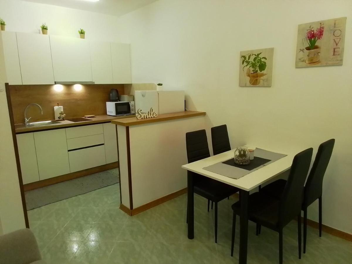 פורץ Apartman Leni מראה חיצוני תמונה